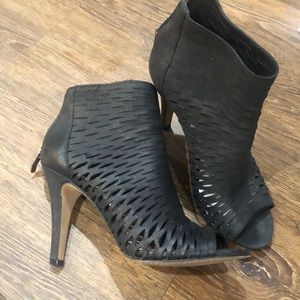 Vince Camuto heels